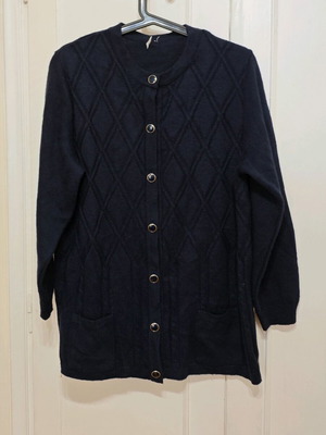 Vintage knitted cardigan with diamonds used, size XL