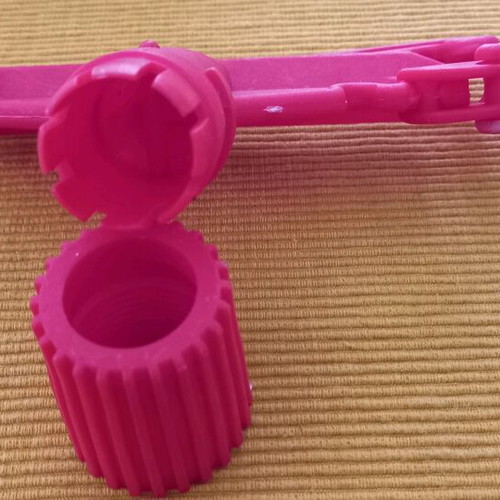 Replacement mop head clamps like new, plastic professional mop parts
