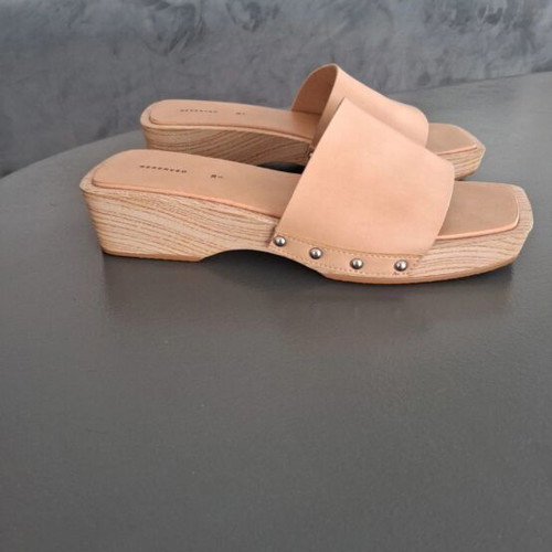 Clogs Reserved nude leather like new, size 38