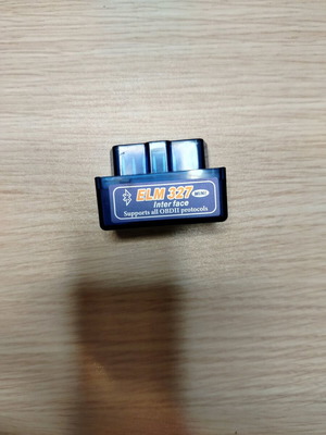 OBD2 Scanner Bluetooth like new, small compact car diagnostic tool