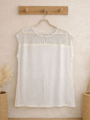 BodyFlirt white blouse size M like new, viscose and elastane