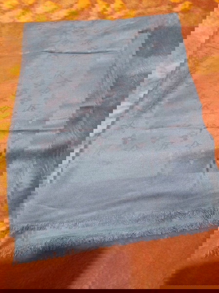 Εσάρπα Loui Vitton 100,%wool, γκρι χρωμα γλυκο