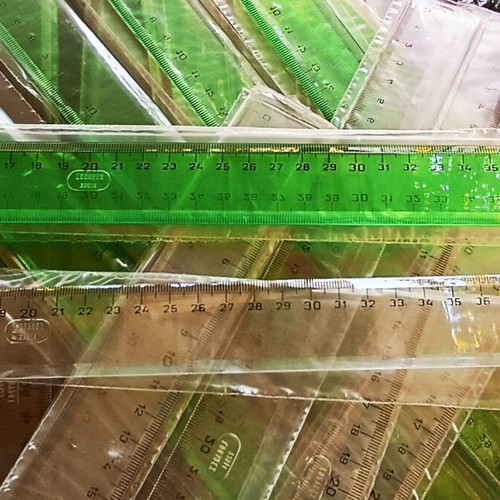 Transparent 40cm plastic rulers pack of 20, new