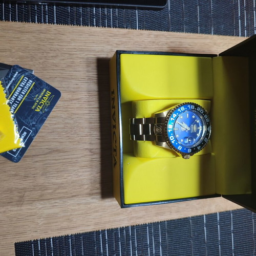 Invicta Grand Diver Men's Watch 47mm Automatic with Gold Bracelet like new