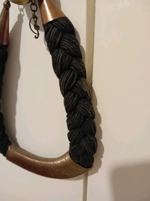Zara necklace used, black