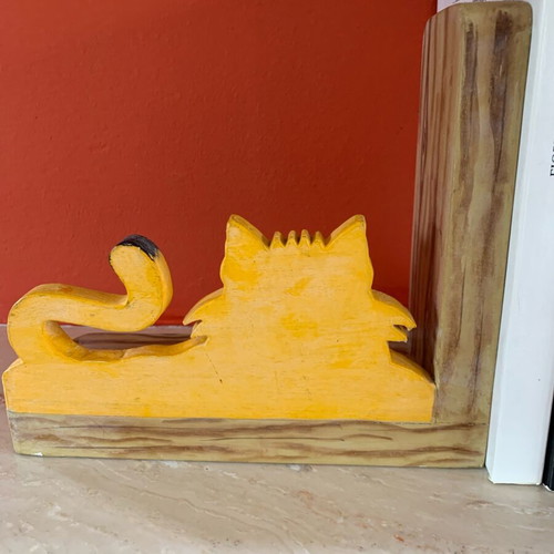 Wooden bookholders new, handpainted and handcarved