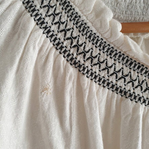 Attrattivo blouse small beige white, cotton like new unworn