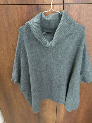Only gray blouse like new
