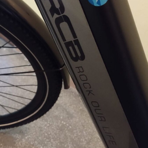 RCB G5 Electric like new with key and charger