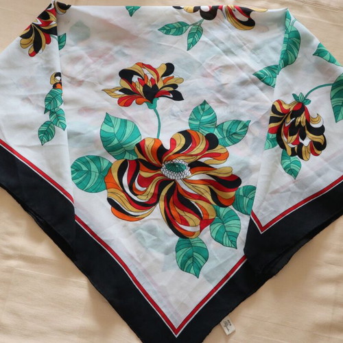 Square scarf new multicolor 82x82cm
