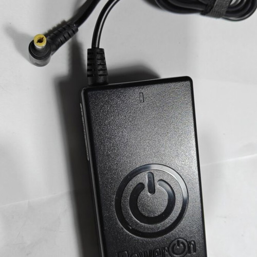 Laptop charger Toshiba SC-145 PA-90F PA-3467U-1ACA used, 19V 3.95A 75W