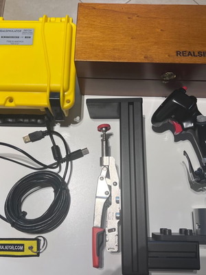 Realsimulator F-16 Grip Joystick with FSSB R3 Warthog Lighting module
