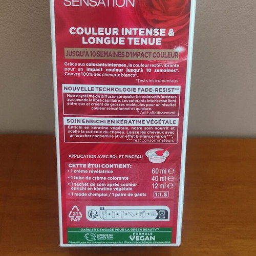 Garnier Color Sensation hair dye, shade 6.60 red