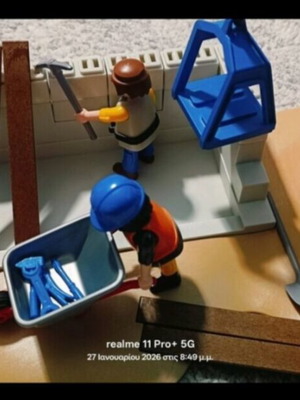 Playmobil Construction Set like new with gifts included