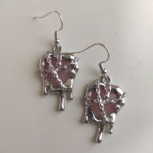 Heart earrings pink like new, unworn