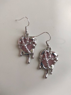 Heart earrings pink like new, unworn