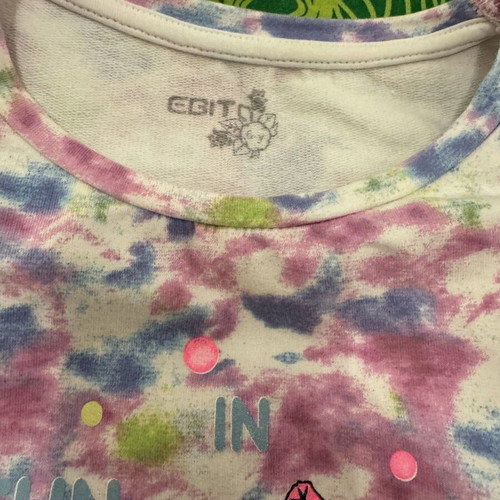 Girls' set shorts and t-shirt size 6 years like new, Evita