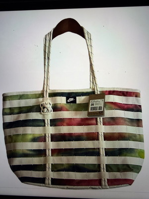 Nike Artist Collection shoulder bag new, colorful design