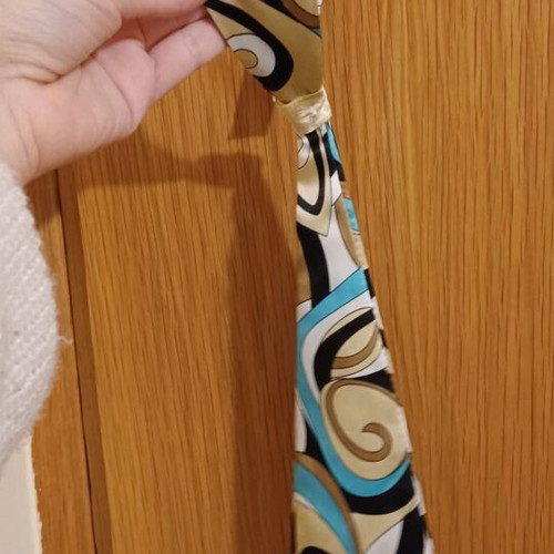 Set of 2 wide elegant headbands like new with scarf and lace