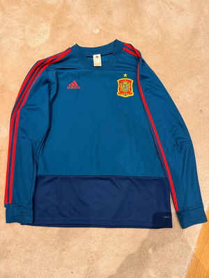 Spain 2017 Training Top like new, size XL