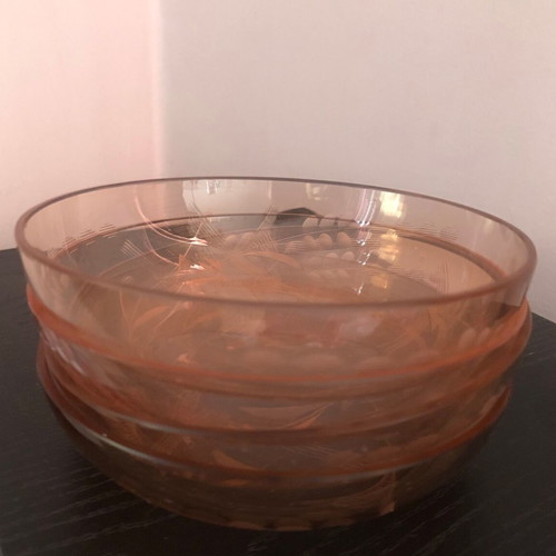Vintage dessert plates used, pink shade, set of 4