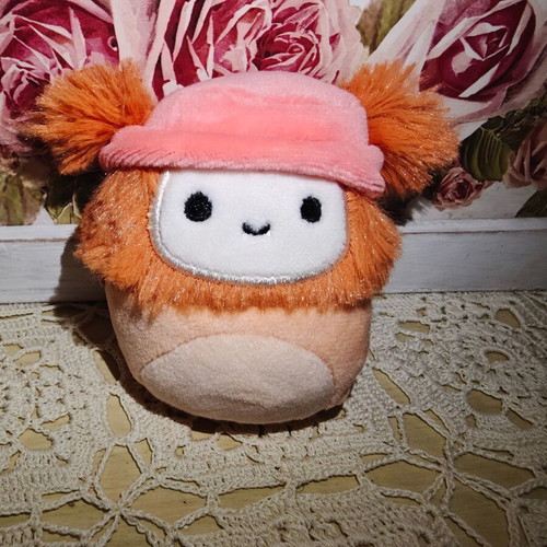Small squeeze plush toy new, only box