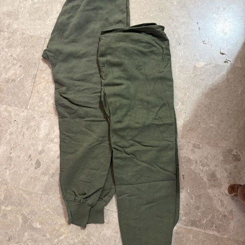 Camouflage Pants size M like new with two thermal gifts