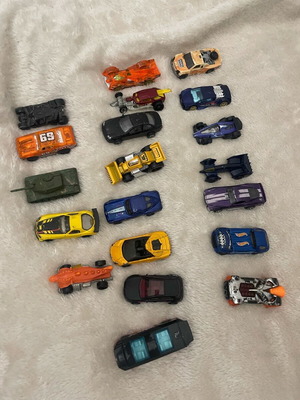20 hot wheels αυτοκινητάκια