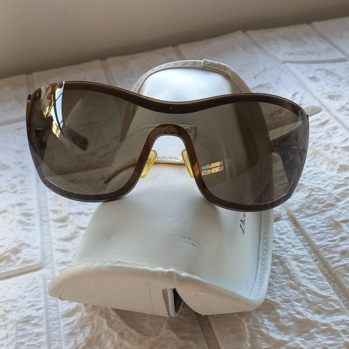 Dior mask sunglasses beige with case