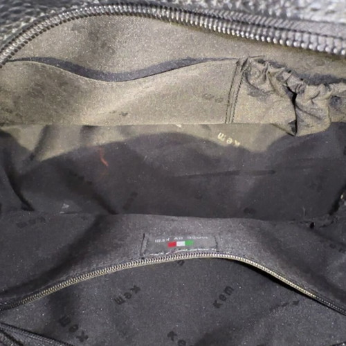 Kem black shoulder and handbag used with embossed texture
