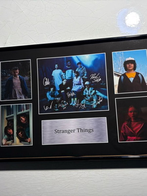 Stranger Things Poster αναμνηστικό A3 με υπογραφές, καινούργιο