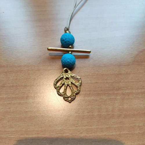Handmade necklace with blue stone and gold steel new
