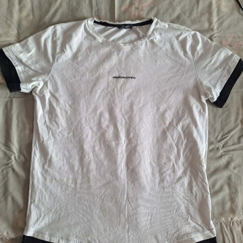 Men's white T-shirt size L