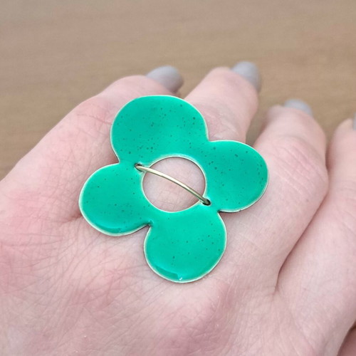 Statement ring flower with emerald enamel and 14K gold shank, Aphrodite Goula design new
