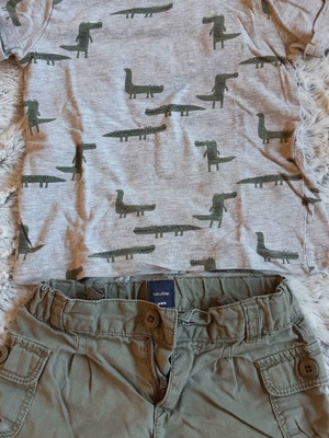 Gap baby set used for 12-18 months