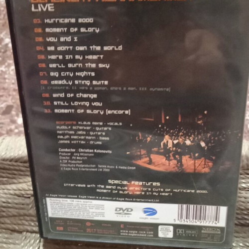 Scorpions Moment of Glory DVD like new, rock