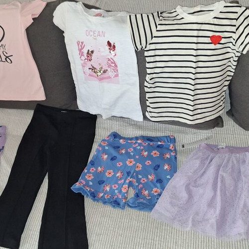 Girls' clothing set size 5 years like new, H&M colorful