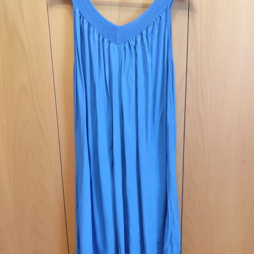 Dress set of two, like new, white and blue, free size