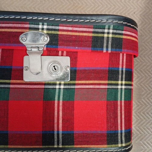 Vintage large suitcase like new, red plaid with black