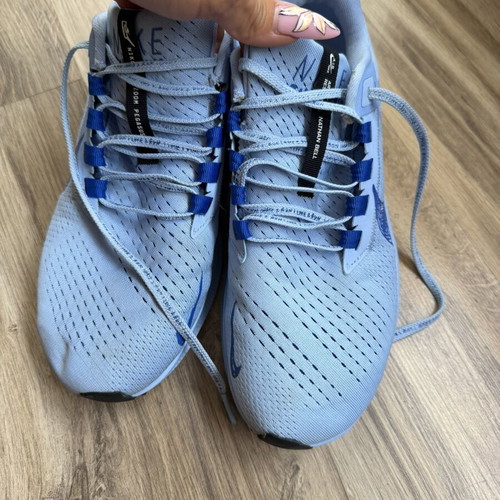 Nike Air Zoom Pegasus 38 running shoes like new, size 41, blue