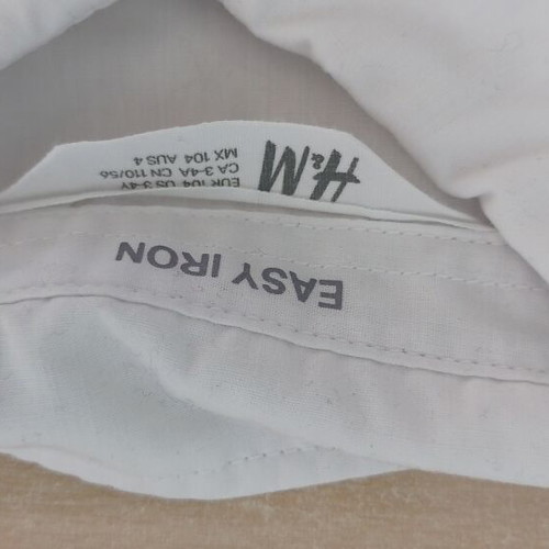 Children's white shirt like new for ages 3-4