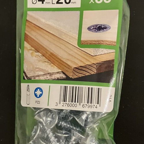 Screws new, pack of 34