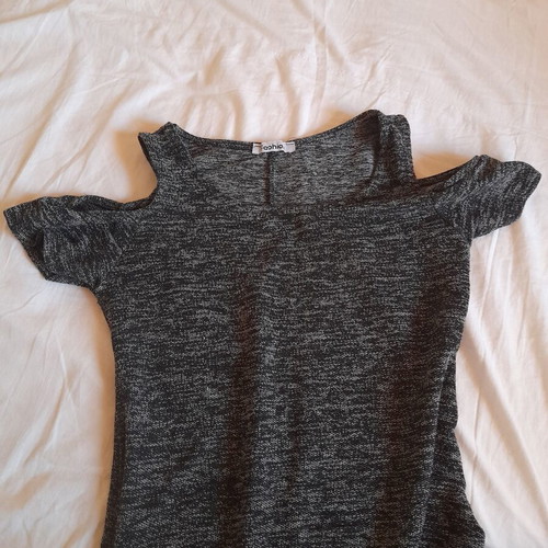Asymmetrical charcoal women's blouse like new, off-shoulder
