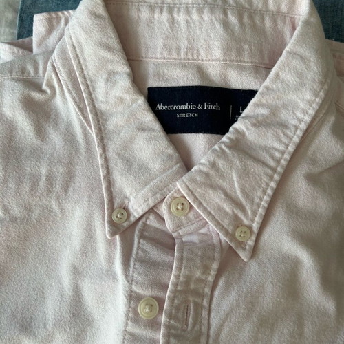 Men's dress shirts large like new, pack of 4 pieces