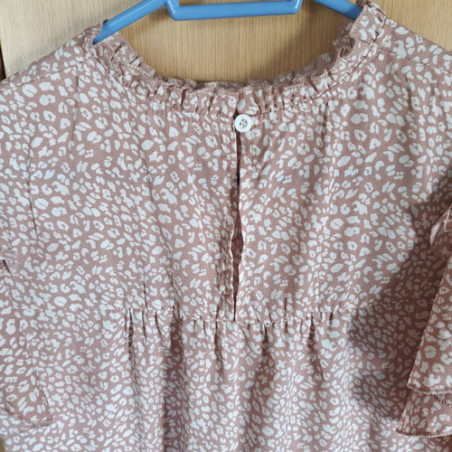 Shein pink top with ruffles on sleeves size L new