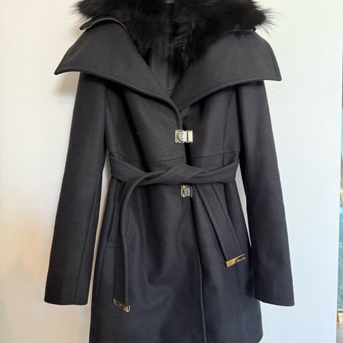 Pinko coat like new virgin wool with natural fur, size S