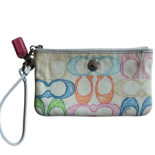 Coach Hamptons Signature Scribble Wristlet like new, colorful