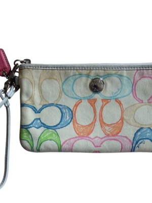Coach Hamptons Signature Scribble Wristlet like new, colorful