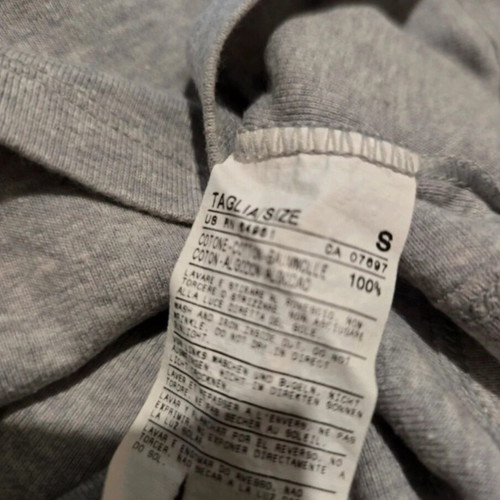 Tshirt United Colors of Benetton 100% cotton like new, Y2K style