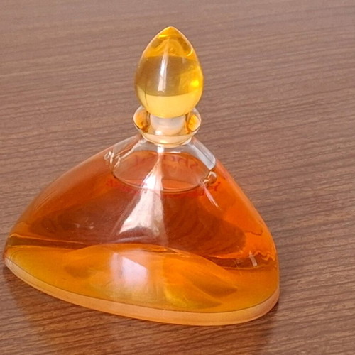 Yves Rocher Shafali Fleur Rare Eau De Perfume 1.7 fl oz like new, vintage